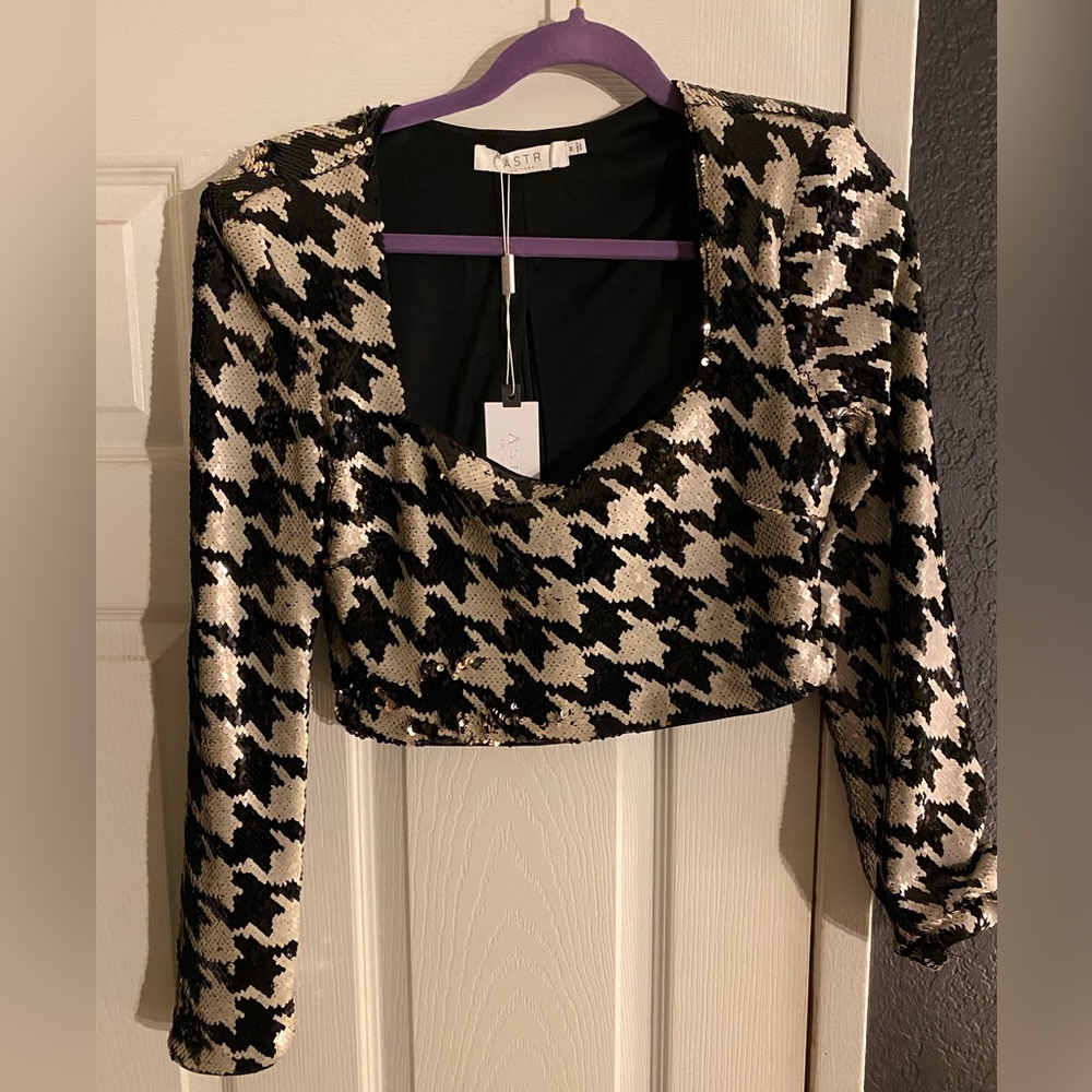 ASTR the Label “Darby Top” in Black & White